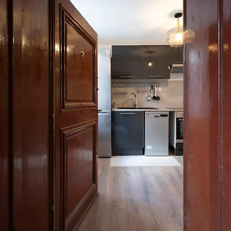 Le Cosmopolitain Apartment