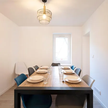 Le Cosmopolitain Daire *