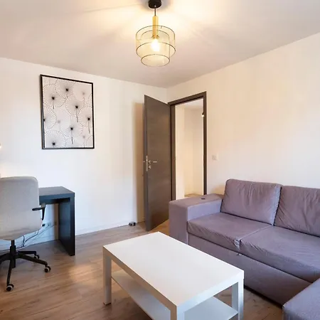 Le Cosmopolitain Apartment *